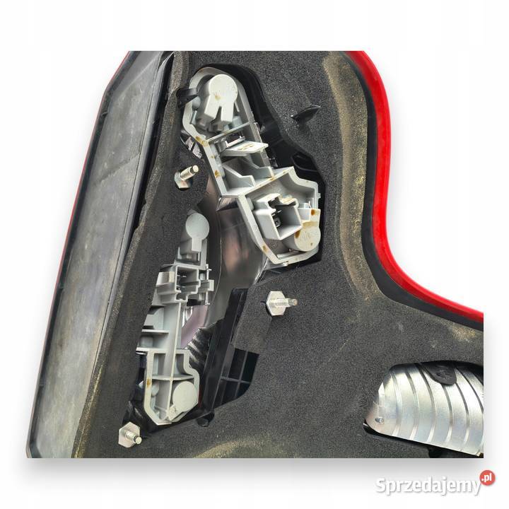 LAMPA PRAWA Volvo C30 LIFT 20062012 prawy tył Chełm