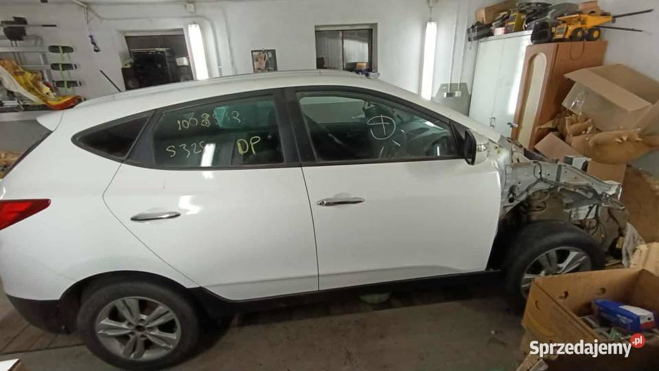 Sprzedam w całości na części Samochody na części Wieluń sprzedam