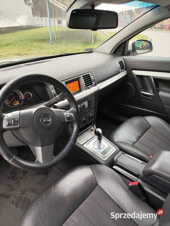 Sprzedam Opel Vectra kombi 18 LPG Świdnik