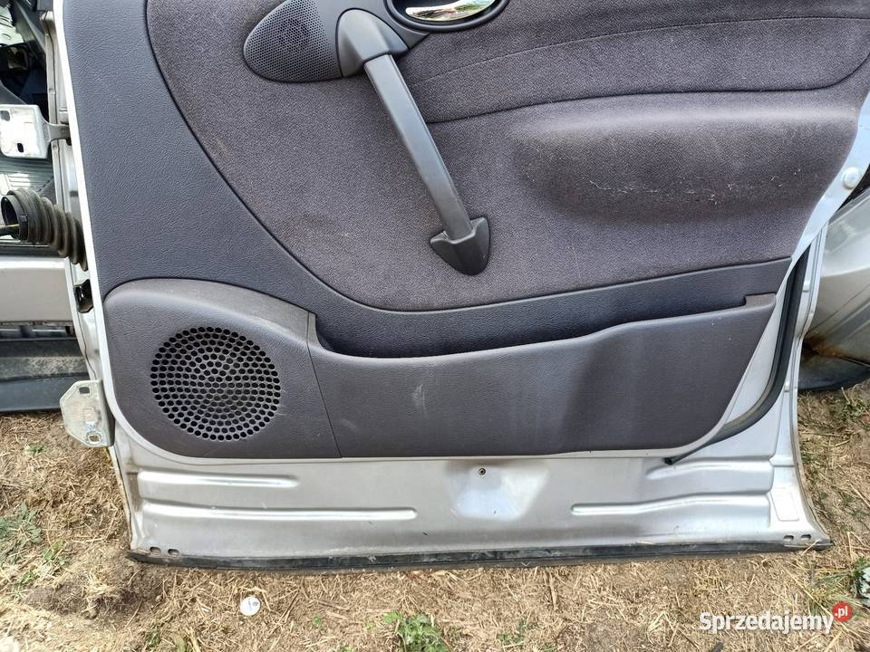 drzwi przód przednie prawe Mercedes Aklasa W168