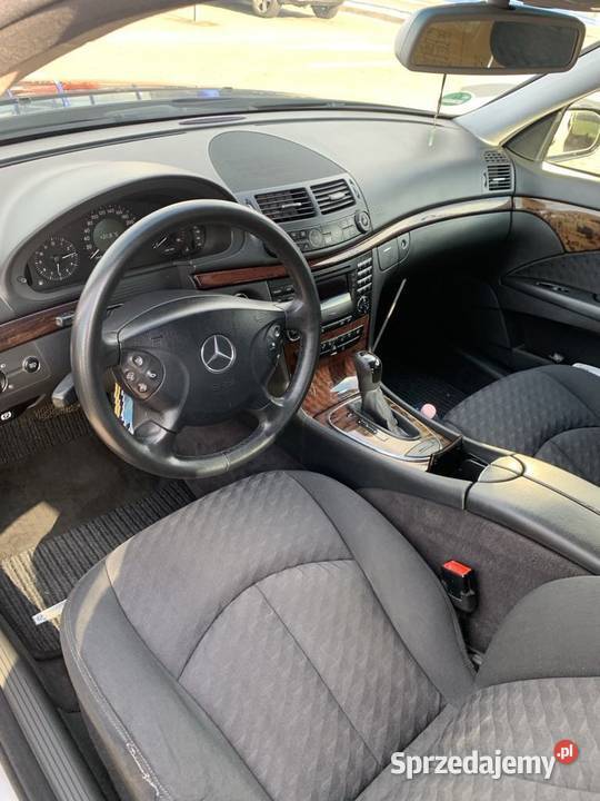 Mercedes W211 320 r6 MP3