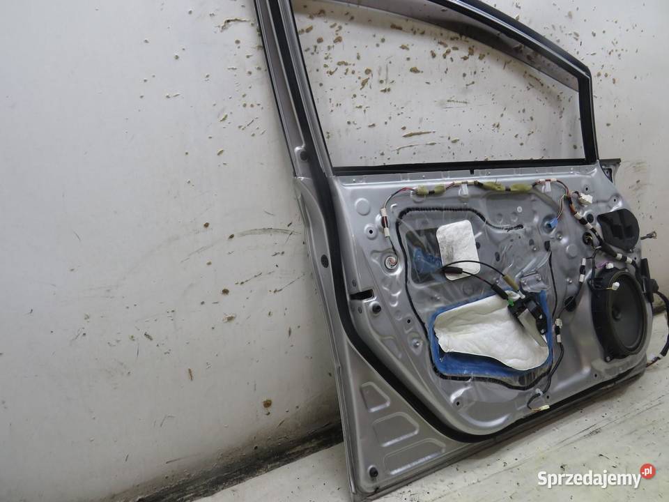 DRZWI LEWY PRZÓD 1F7 PRIUS III
