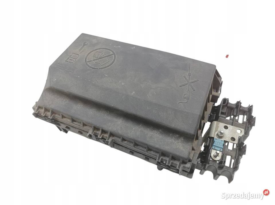 SKRZYNKA BEZPIECZNIKÓW 13368640 TX 14 B 140 Opel
