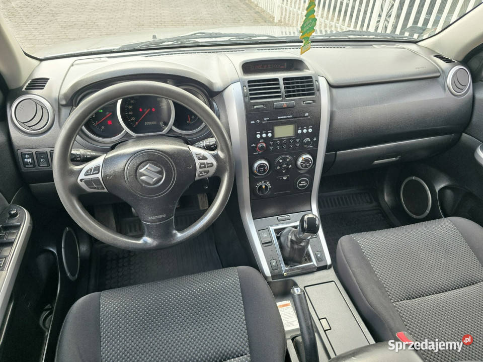 Suzuki Grand Vitara 19 DDiS Napęd 4x4 Hak Nasiegniewo