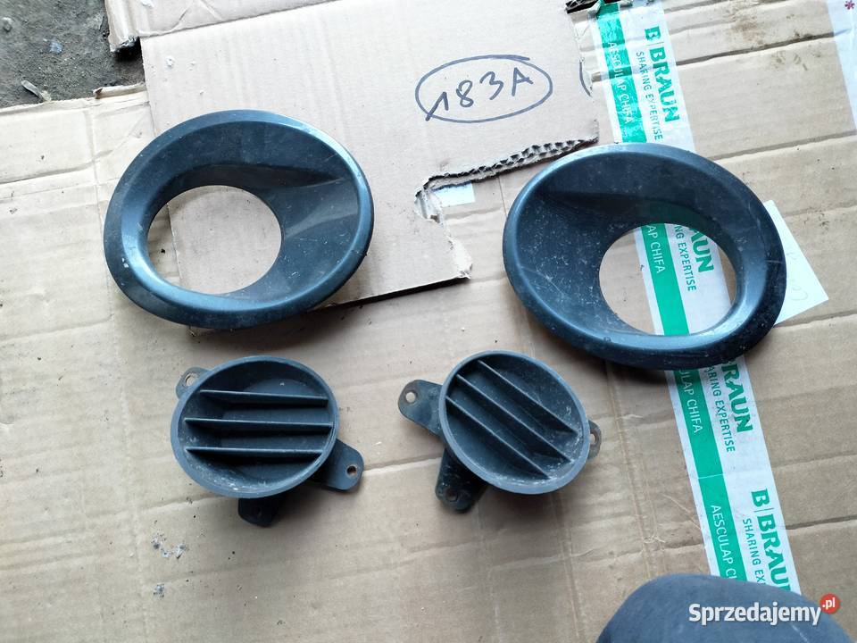 FORD MONDEO MK3 OSŁONA ZAŚLEPKA RAMKA HALOGENU osobowe Kamień-Kolonia