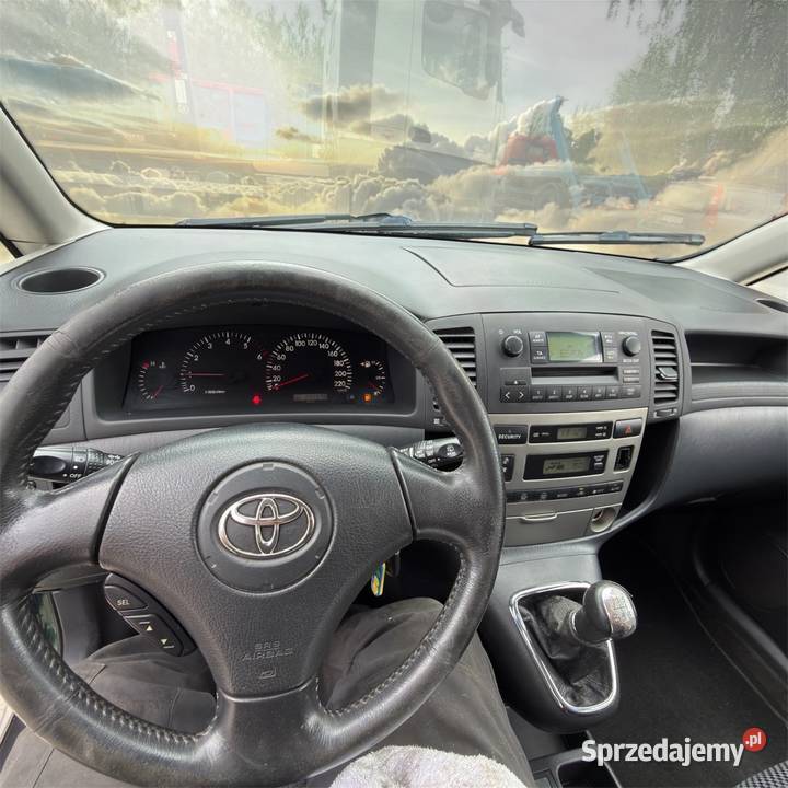 Toyota corolla verso 20 d4d Rok produkcji 2002 śląskie Bielsko-Biała sprzedam