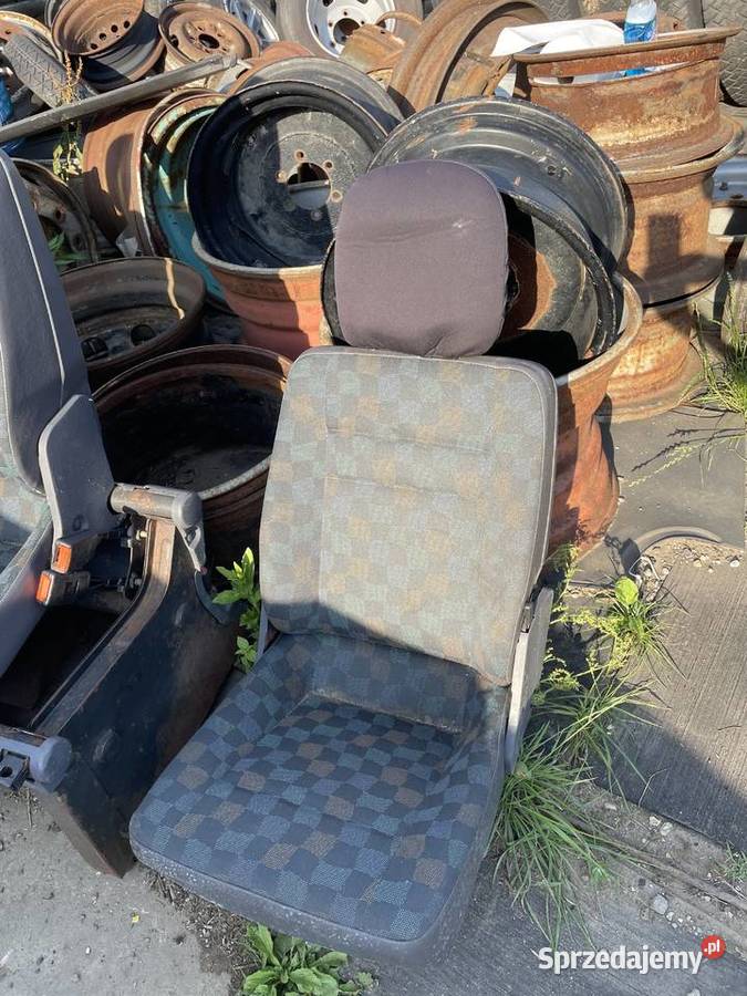 Fotele MercedesBenz Vito W638 Łazy sprzedam
