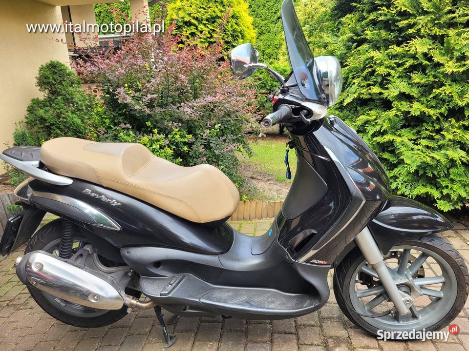 PIAGGIO BEVERLY TOURER 300i zarejestrowany czarny wielkopolskie