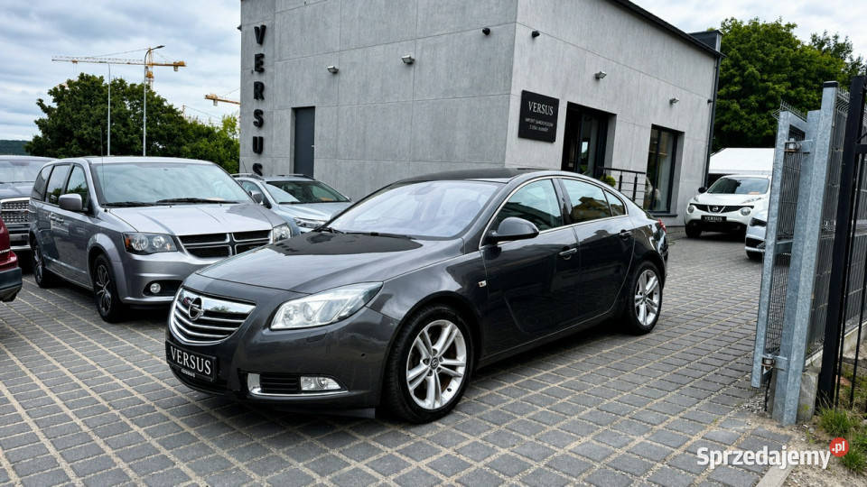 Opel Insignia 20 Turbo 4x4 220 Automat Navi grafitowy pomorskie
