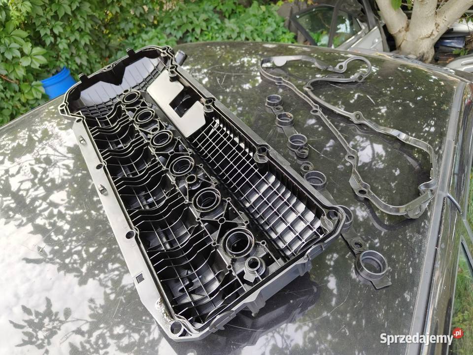 Bmw e46 e39 e38 pokrywa zaworów m54 m52tu nowa osobowe łódzkie Aleksandrów Łódzki