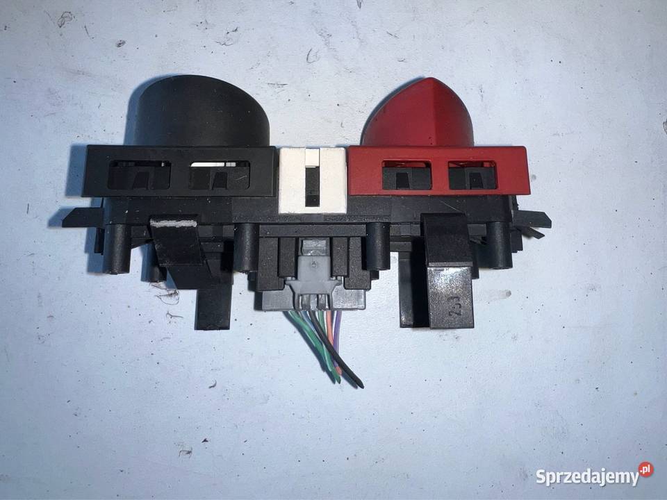 Włącznik awaryjnych Renault Megane II Ostrzeszów