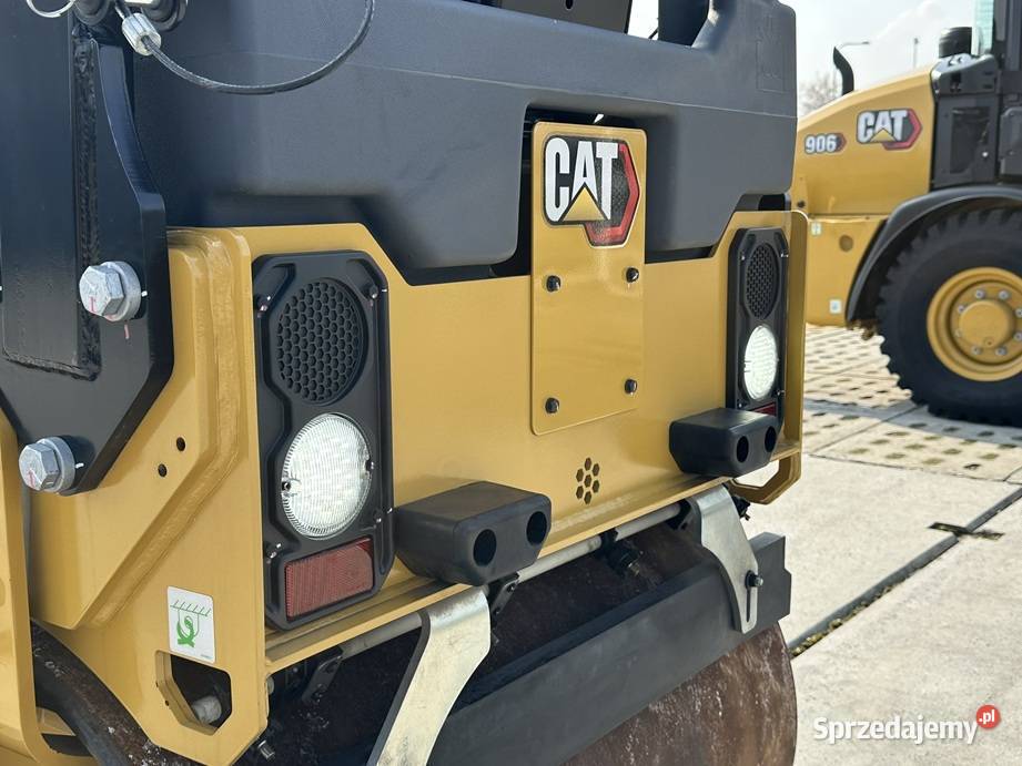 WALEC DROGOWY CATERPILLAR CB25 GC Tuliszków