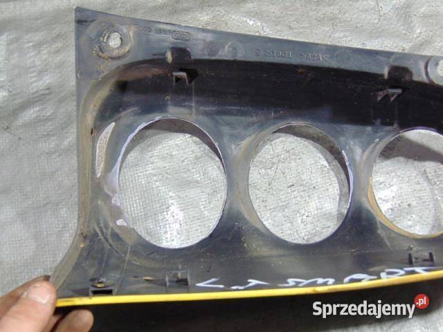OSŁONA LAMPY LEWY TYŁ SMART FORTWO osobowe