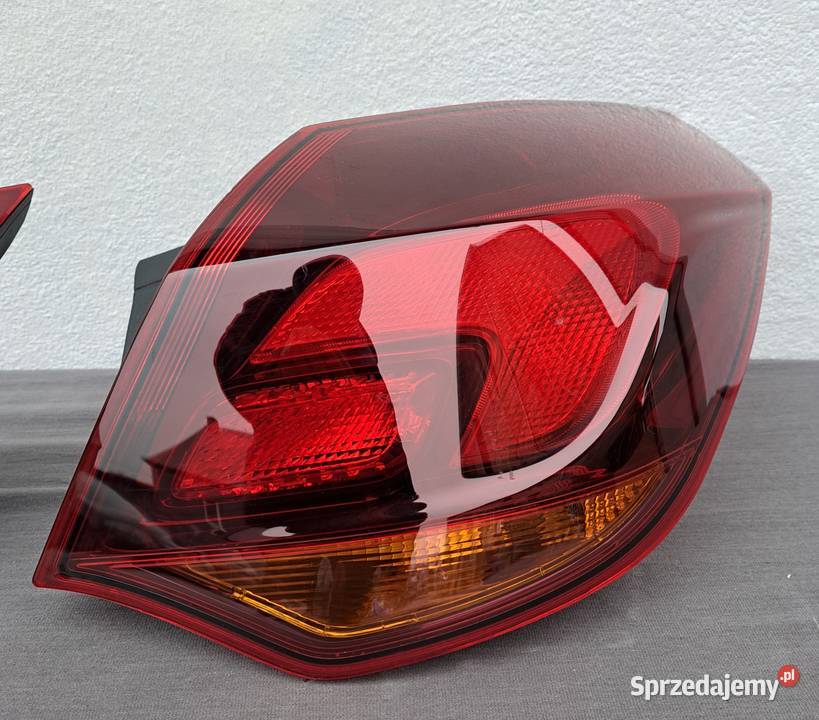 Lampy tył tylne ciemne komplet Opel Astra J IV Mielęcin sprzedam