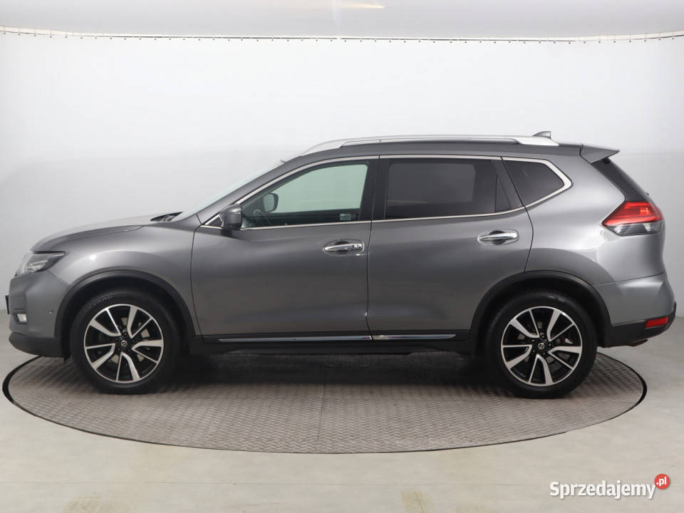 Nissan XTrail 17 dCi światła LED