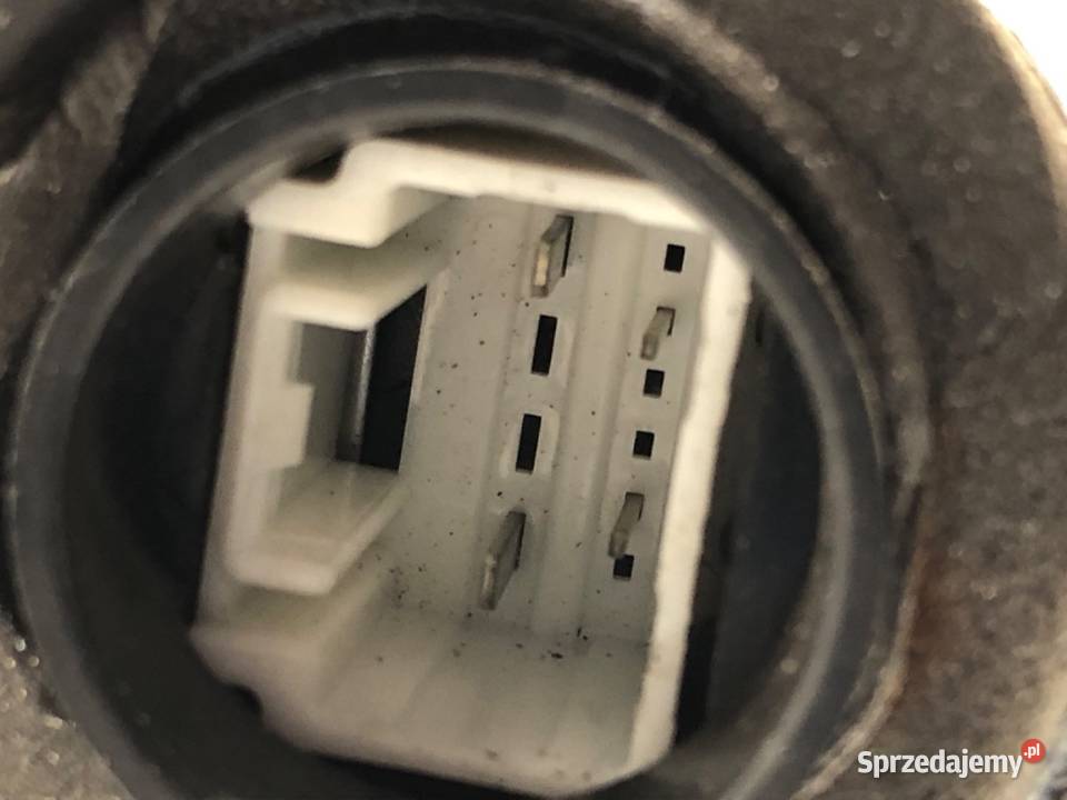 ZAMEK DRZWI LEWY TYŁ TOYOTA AURIS II Hatchback