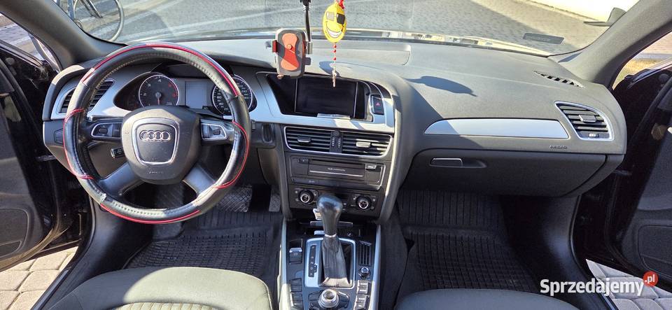 Audi A4 B8 Avant 20 TDI 2011 Iwanowice
