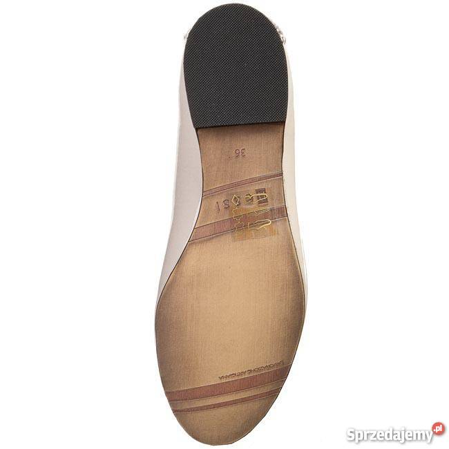 Balerinki NESSI skórzane lakierowane beżowe wąż Lublin sprzedam