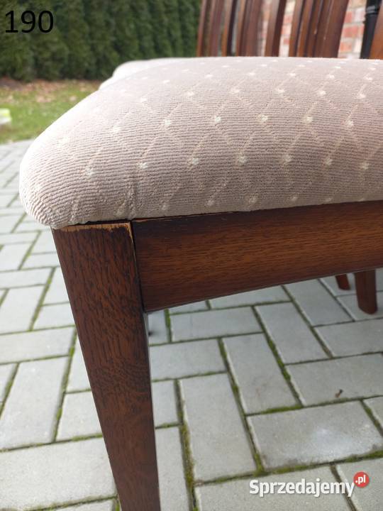 Krzesła dębowe drewniane z materiałową tapicerką Gawroniec