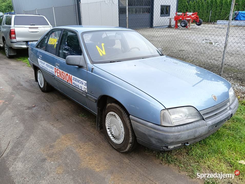 Opel omega A c20ne c24ne części mastka drzwi