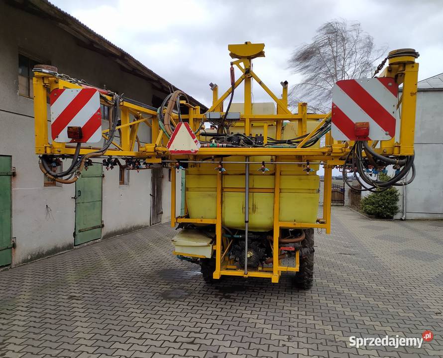 Opryskiwacz Zawieszany Dubex D8 27m 1200l Koło