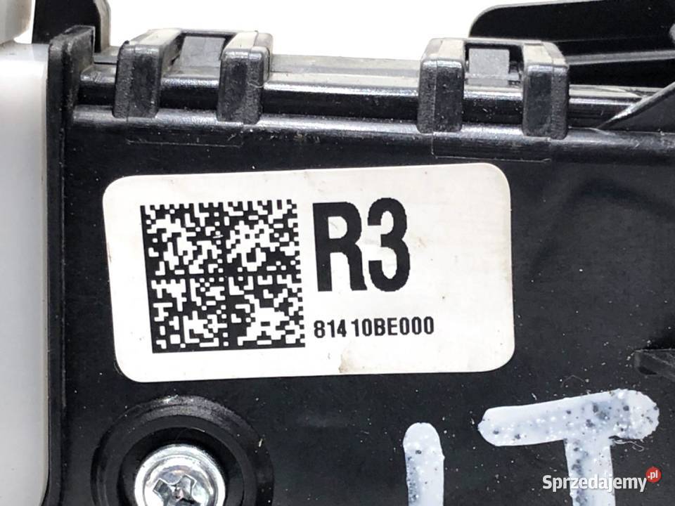 ZAMEK DRZWI LEWY TYŁ HYUNDAI KONA SX2 SUV osobowe