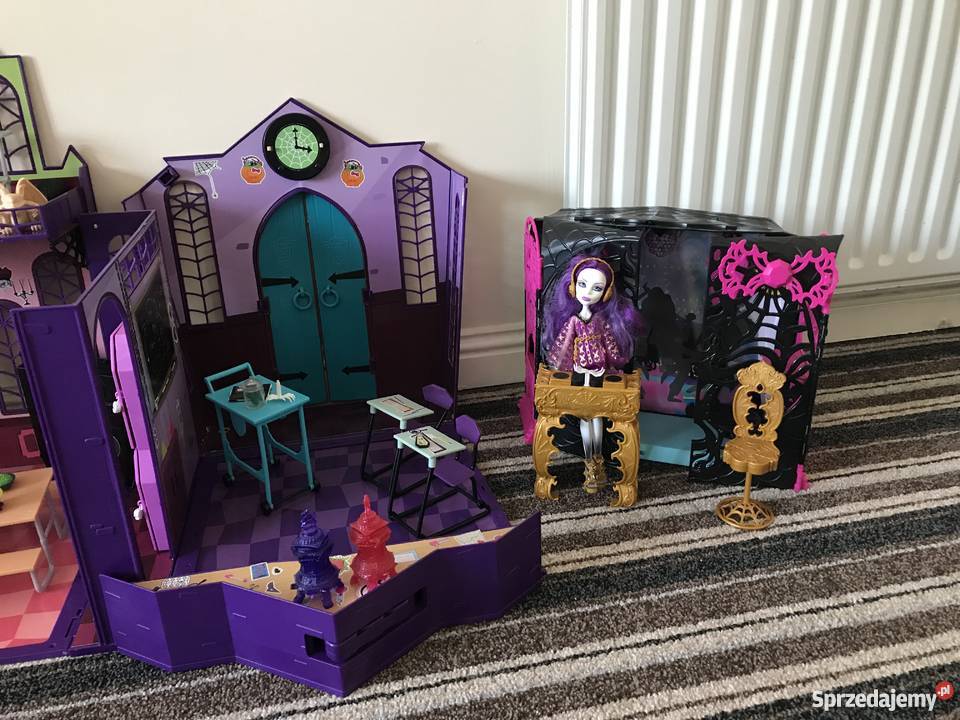 Wielki zestaw monster high straszyceum i 20 Tarnów