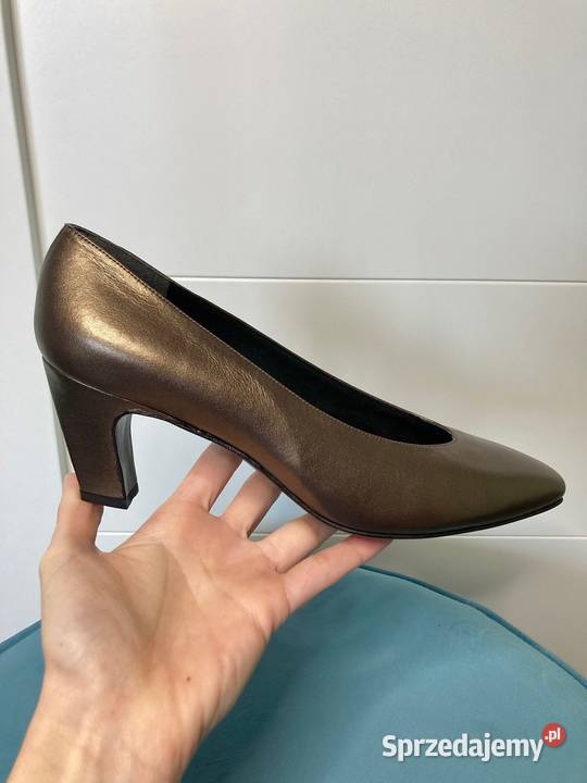 Nowe brązowe metaliczne buty czółenka Stuart Moda i Styl Nisko