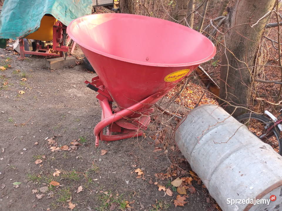 Rozsiewacz nawozów LEJ metalowy