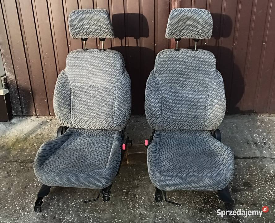 Suzuki vitara fotele terenowe Wyposażenie wnętrza