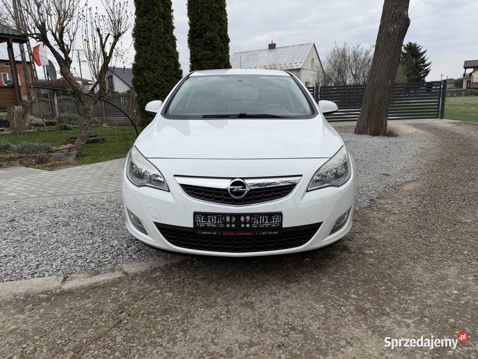 Opel Astra J 14T 140 2012 r 158kkm Stan Klima kurtyny powietrzne