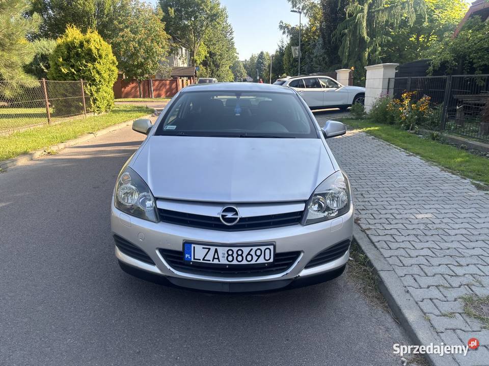 Opel Astra GTC 14 Benzyna Nowy rozrząd 2 Kpl kół MP3 Astra Zamość