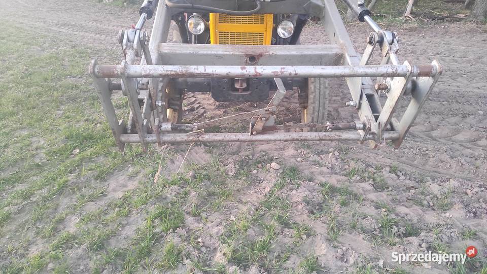 ursus c330 z ładowaczem samopoziomującym Kostrzyn