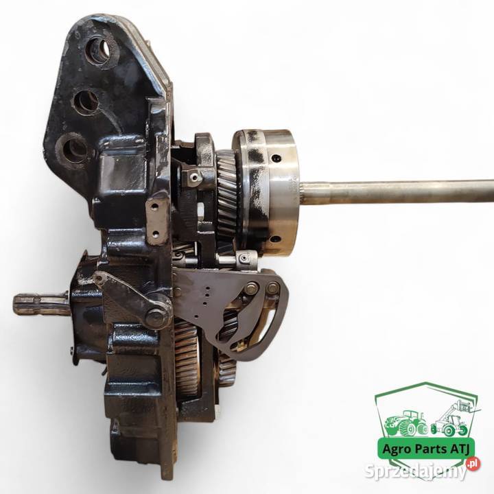 Skrzynia WOM CNH 87374253 47516463 Steyr 6195 Ciechanowiec