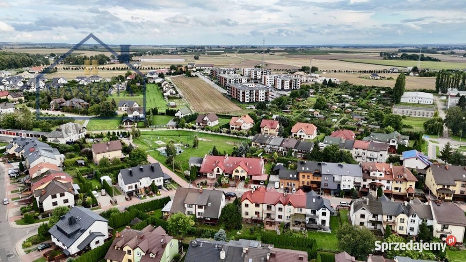 Segment skrajny z garażem i ogrodem Lubawa 219.1m2