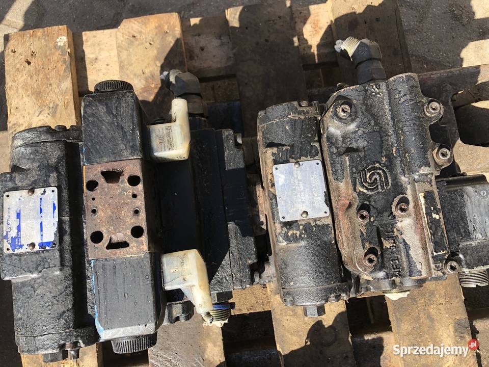 Pompa Danfoss danfos 42l41 42r41 42l28 42r28 Dobrodzień sprzedam