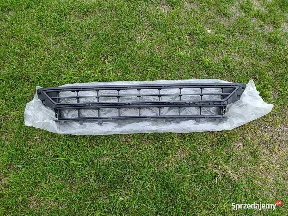 KRATKA ZDERZAKA PRZÓD VW GOLF 13 5G0853677F