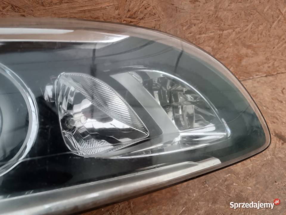 LAMPA PRAWY PRZÓD EU XENON VOLVO S60 V60 LIFT wielkopolskie Nowy Tomyśl