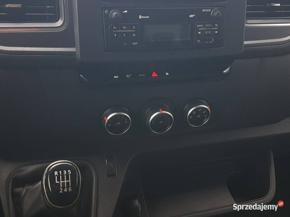 Renault Master KONTENER 8EP 422x224x224 KLIMA bluetooth Poręba sprzedam