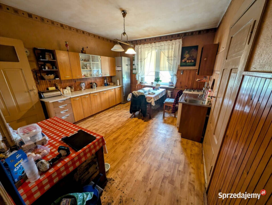 Duży przedwojenny dom jednorodzinny Pławin mieszkalny