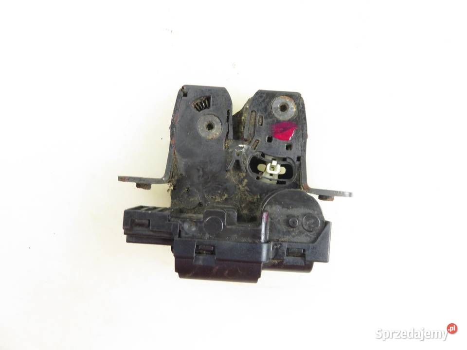 ZAMEK KLAPY NISSAN QASHQAI I 90502EY10A