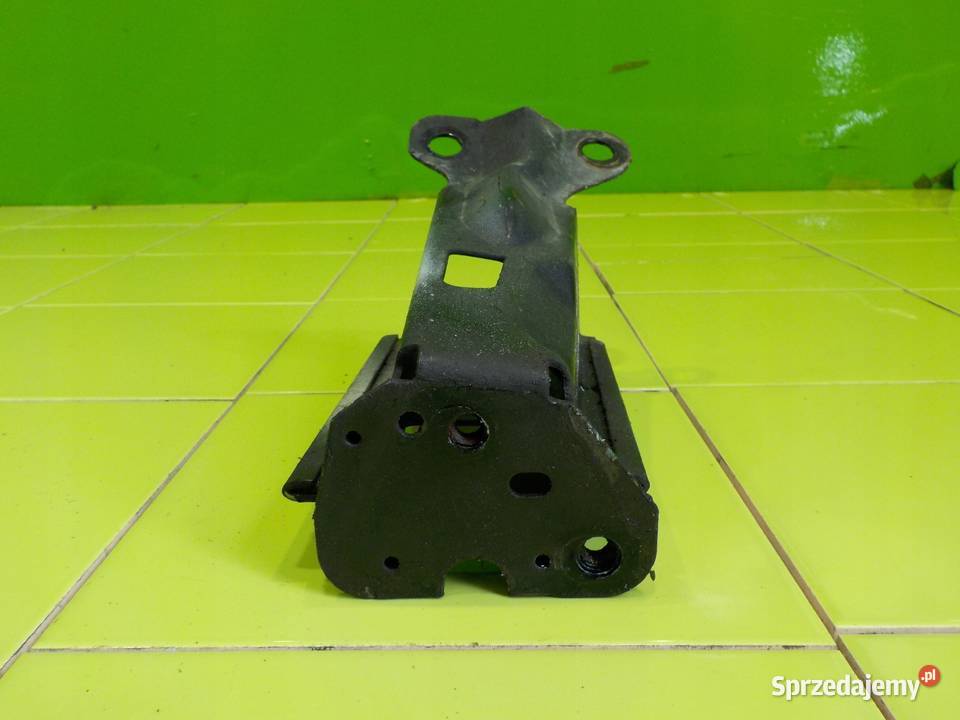 VOLVO V70 III 24 D5 09r strefa zgniotu prawa Suków