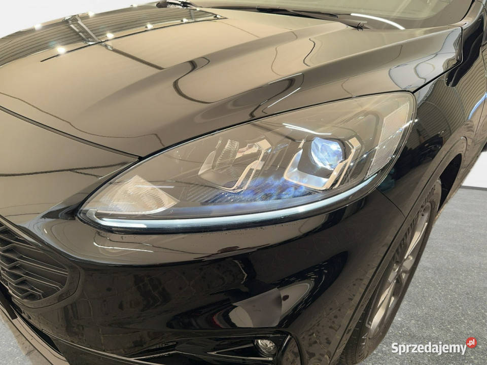 Ford Kuga VAT 23 STline 15EB 150 M6 20222023 r Rok produkcji 2022 Myślenice