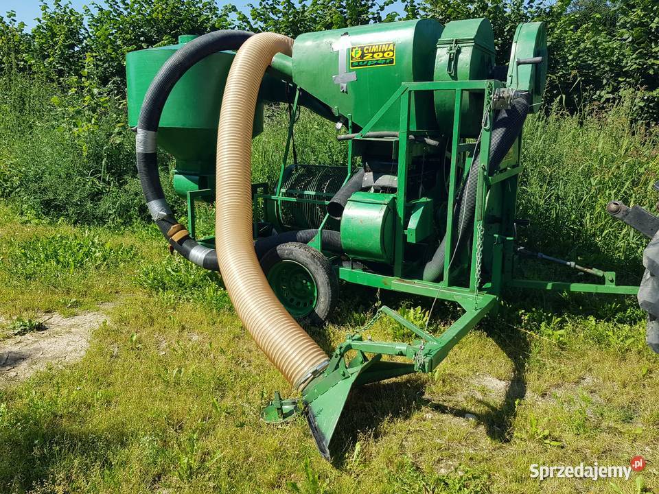 Kombajn do orzechów FACMA 200 Kombajny lubelskie Ksawerówka