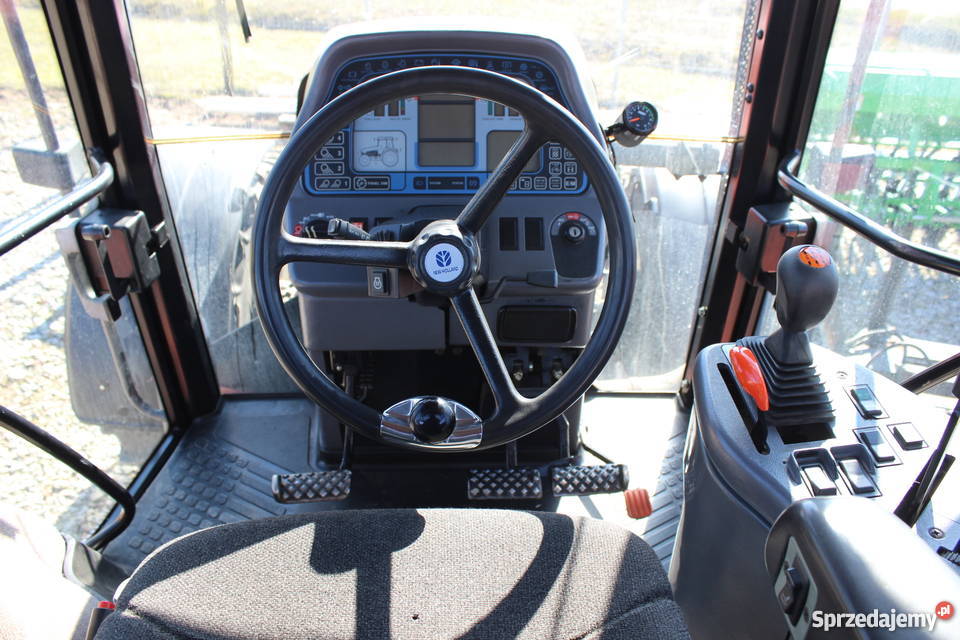 Holland G240 Sokoły