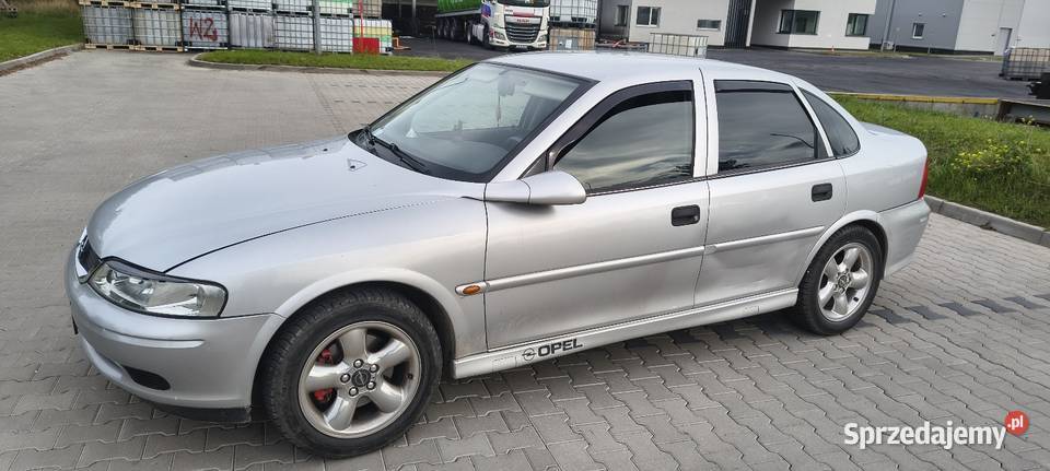 Sprzedaję piękny egzemplarz w pełni serwisowany nieuszkodzony Jelcz-Laskowice