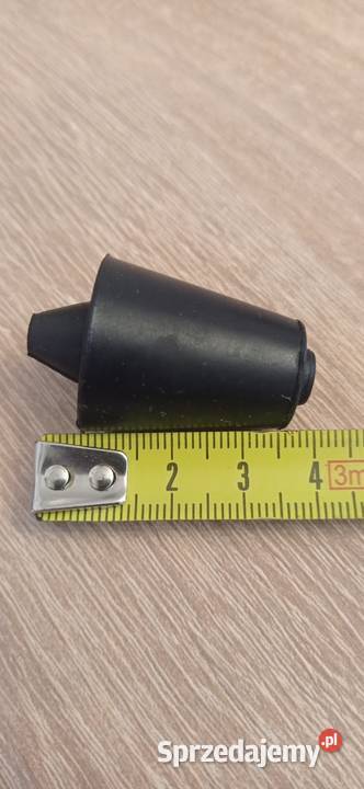 Odbojnik klapy bagażnika Mazda 3 sedan 2013r Jawor