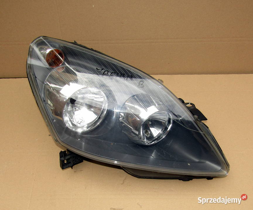 LAMPA PRZEDNIA PRAWA OPEL ZAFIRA B Mysłaków sprzedam