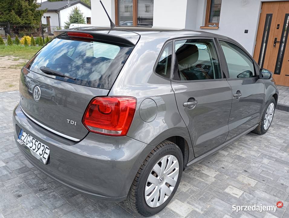 Volkswagen Polo 6R 2010r 5drzwiowy Ładny 1600cm3 Polo