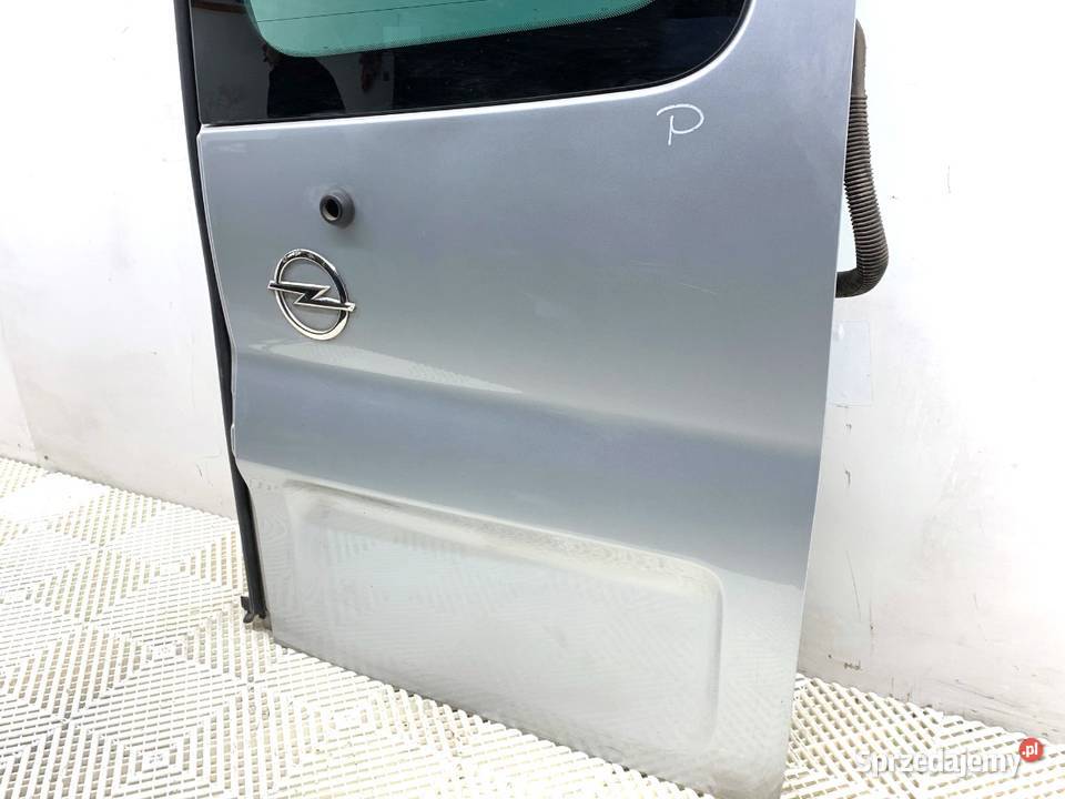 DRZWI TYLNE PRAWE OPEL VIVARO B Bus 1419